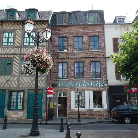 Maison Particuliere Place Saint-leonard * 옹플뢰르